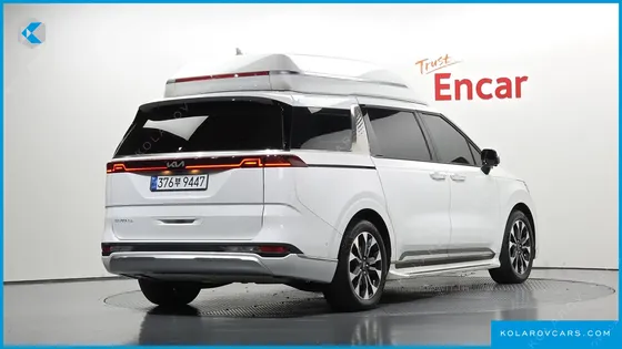 KIA CARNIVAL GASOLINE 7-SEATER HI-LIMOUSINE