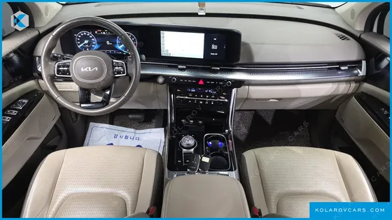 KIA CARNIVAL GASOLINE 7-SEATER HI-LIMOUSINE