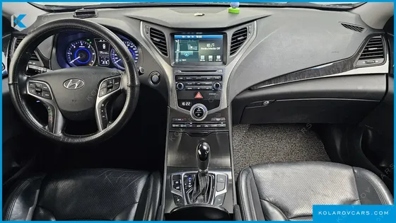 HYUNDAI GRANDEUR HG220 DIESEL MODERN COLLECTION