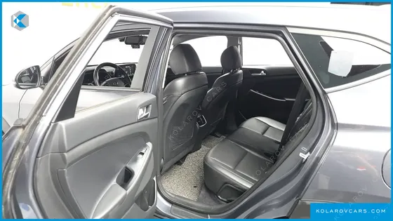 HYUNDAI TUCSON DIESEL 2.0 2WD