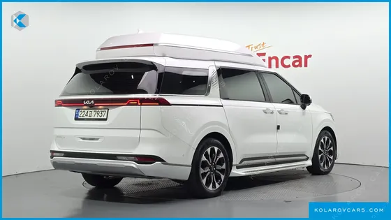 KIA CARNIVAL GASOLINE 9-SEATER HI-LIMOUSINE