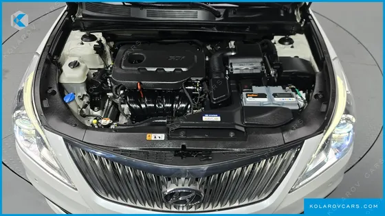 HYUNDAI GRANDEUR HG240 MODERN