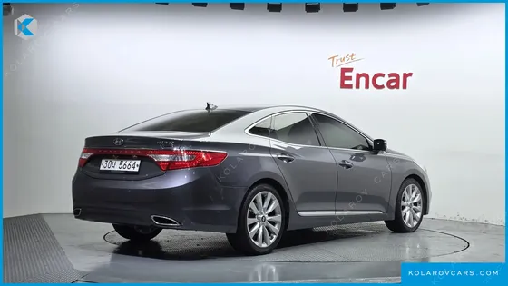 HYUNDAI GRANDEUR HG330 CELEBRITY