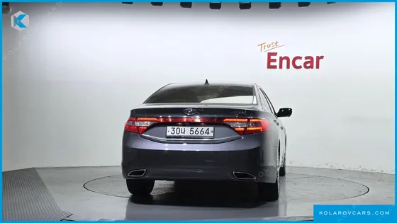 HYUNDAI GRANDEUR HG330 CELEBRITY