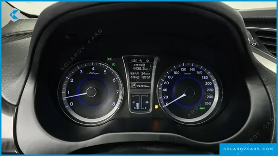 HYUNDAI GRANDEUR HG240 MODERN COLLECTION