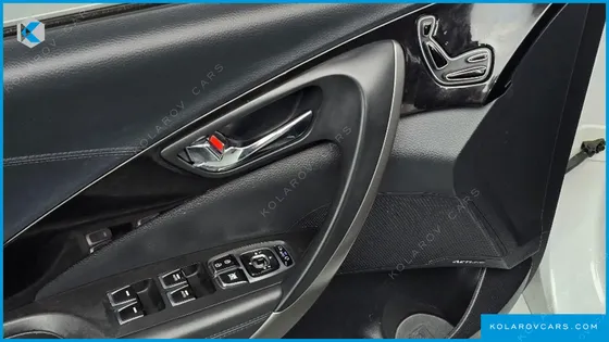 HYUNDAI GRANDEUR HG240 MODERN COLLECTION
