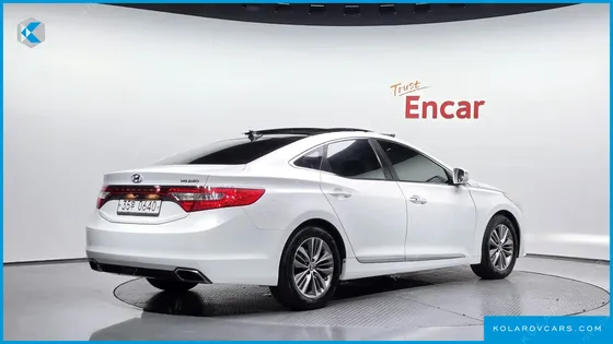 HYUNDAI GRANDEUR HG240 MODERN