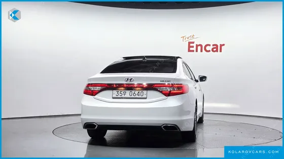 HYUNDAI GRANDEUR HG240 MODERN