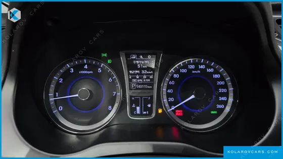 HYUNDAI GRANDEUR HG240 MODERN
