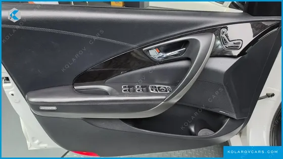 HYUNDAI GRANDEUR HG240 MODERN