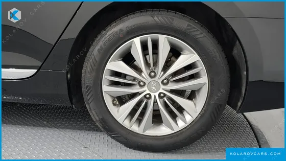 HYUNDAI GRANDEUR HG240 MODERN COLLECTION