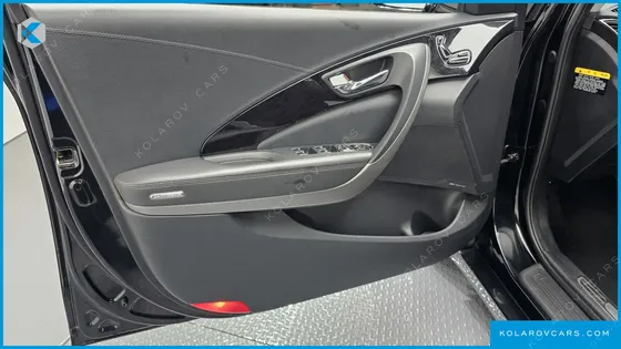 HYUNDAI GRANDEUR HG240 MODERN COLLECTION