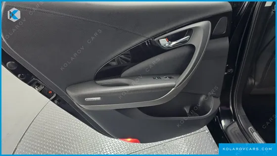 HYUNDAI GRANDEUR HG240 MODERN COLLECTION