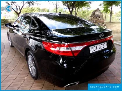 HYUNDAI GRANDEUR HG240 MODERN