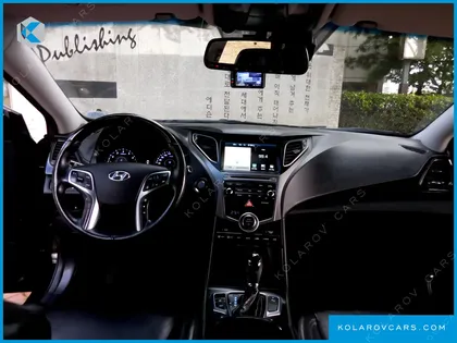 HYUNDAI GRANDEUR HG240 MODERN