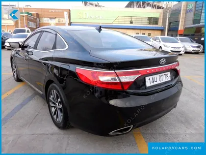 HYUNDAI GRANDEUR HG240 LUXURY