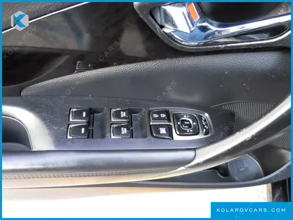 HYUNDAI GRANDEUR HG240 LUXURY
