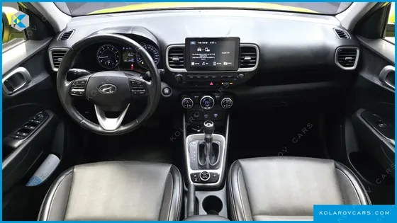 HYUNDAI VENUE 1.6 MODERN