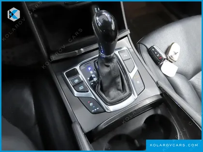 HYUNDAI GRANDEUR HG240 MODERN