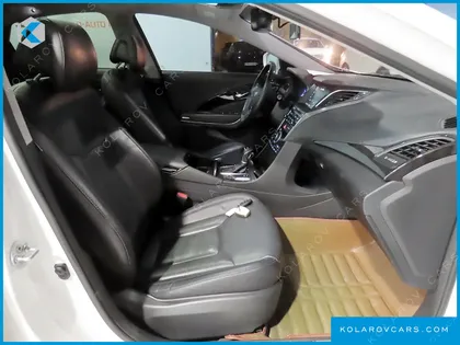 HYUNDAI GRANDEUR HG240 MODERN