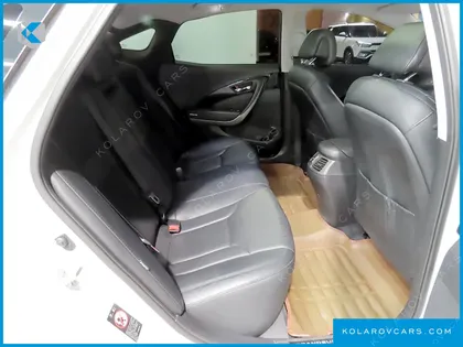 HYUNDAI GRANDEUR HG240 MODERN