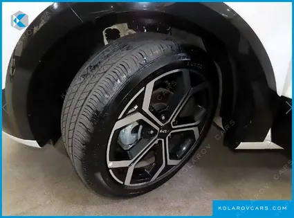 KIA NIRO SIGNATURE