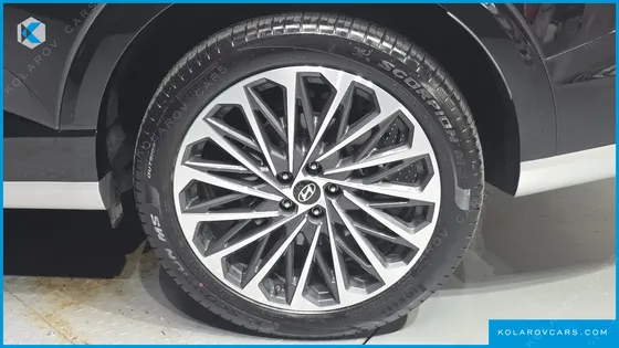 HYUNDAI PALISADE GASOLINE 2.5T 4WD 7-SEATER