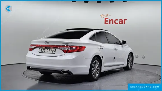 HYUNDAI GRANDEUR HG220 DIESEL MODERN