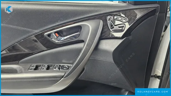 HYUNDAI GRANDEUR HG220 DIESEL MODERN