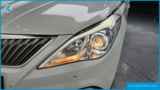HYUNDAI GRANDEUR HG220 DIESEL MODERN