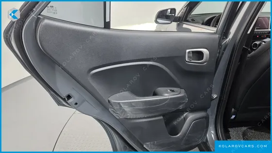 HYUNDAI VENUE 1,6 PREMIUM