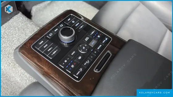 HYUNDAI EQUUS VS500