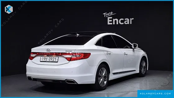 HYUNDAI GRANDEUR HG240 MODERN COLLECTION