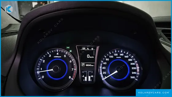 HYUNDAI GRANDEUR HG240 MODERN COLLECTION