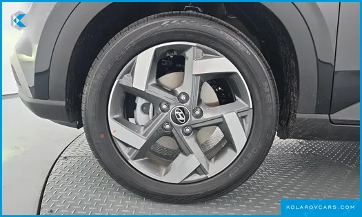 HYUNDAI VENUE 1,6 PREMIUM