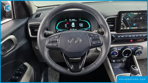 HYUNDAI VENUE 1,6 PREMIUM
