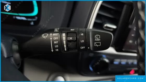 HYUNDAI VENUE 1,6 PREMIUM