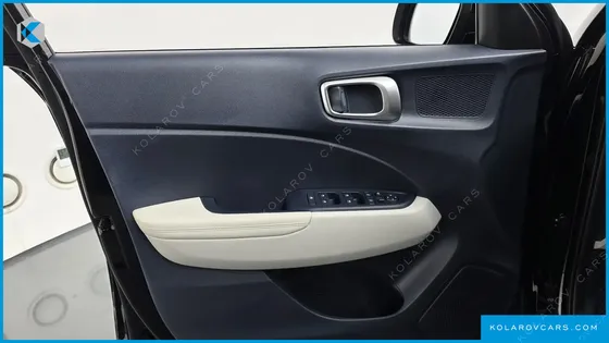 HYUNDAI VENUE 1,6 PREMIUM