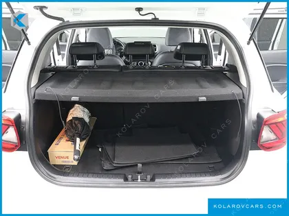 HYUNDAI VENUE 1.6 MODERN