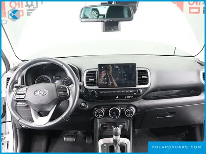 HYUNDAI VENUE 1.6 MODERN