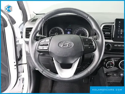HYUNDAI VENUE 1.6 MODERN