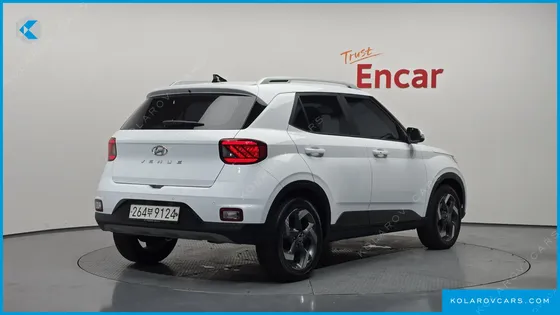 HYUNDAI VENUE 1.6 MODERN