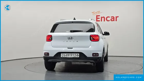HYUNDAI VENUE 1.6 MODERN