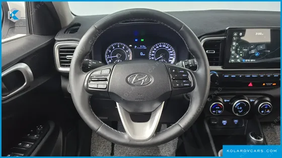 HYUNDAI VENUE 1.6 MODERN