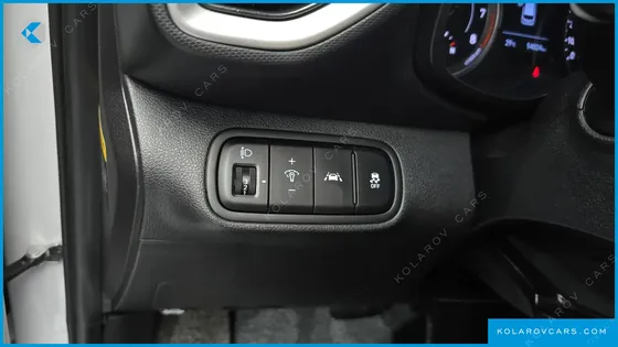 HYUNDAI VENUE 1.6 MODERN