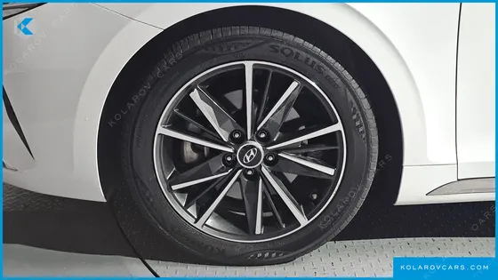 HYUNDAI GRANDEUR 2.5