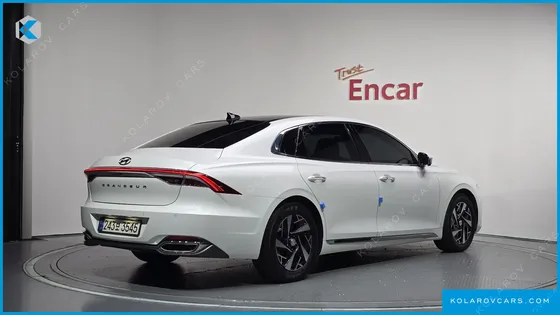 HYUNDAI GRANDEUR LE BLANC