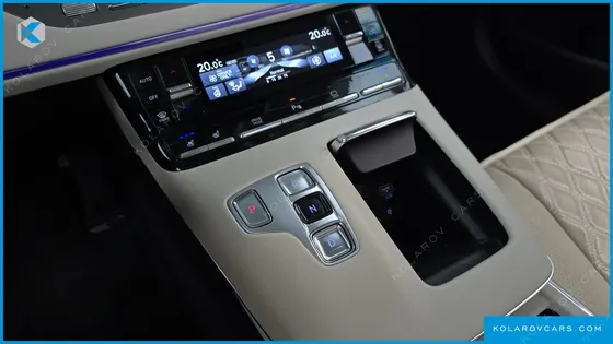 HYUNDAI GRANDEUR LE BLANC
