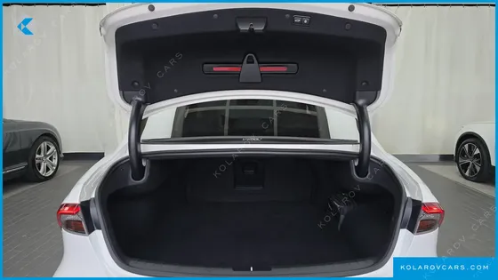 HYUNDAI GRANDEUR LE BLANC