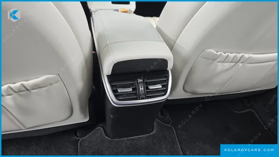 HYUNDAI GRANDEUR LE BLANC